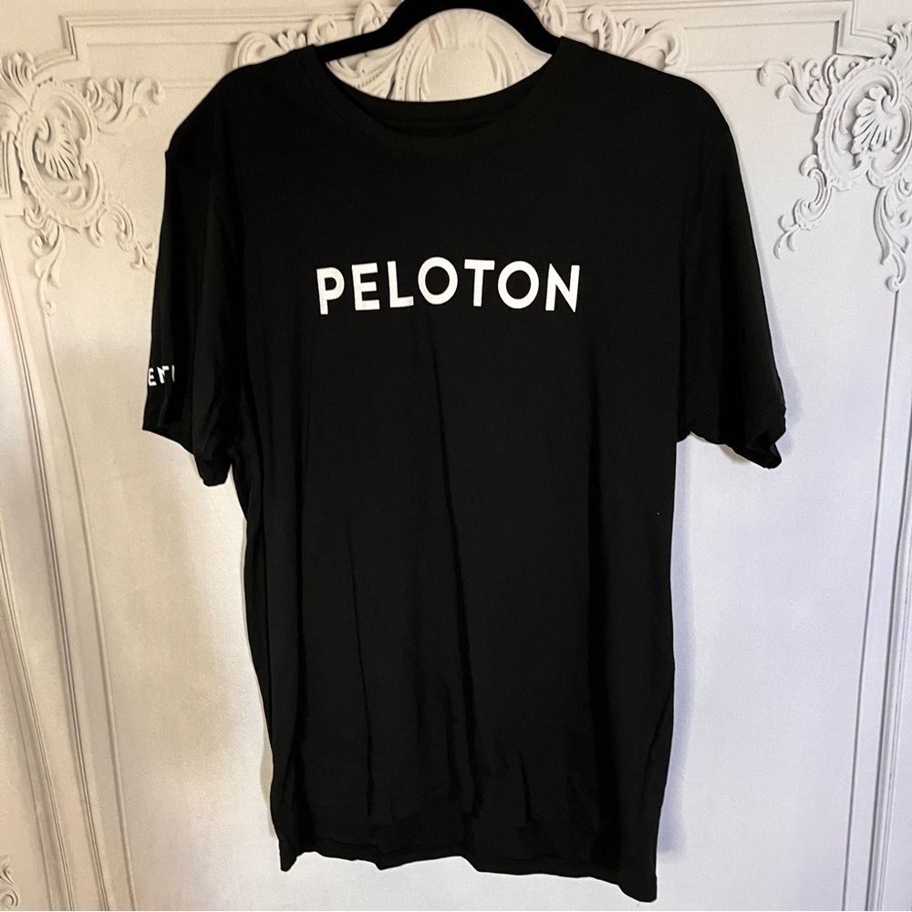 Peloton Century 100 Club Short Sleeve Tee Shirt Black size Large